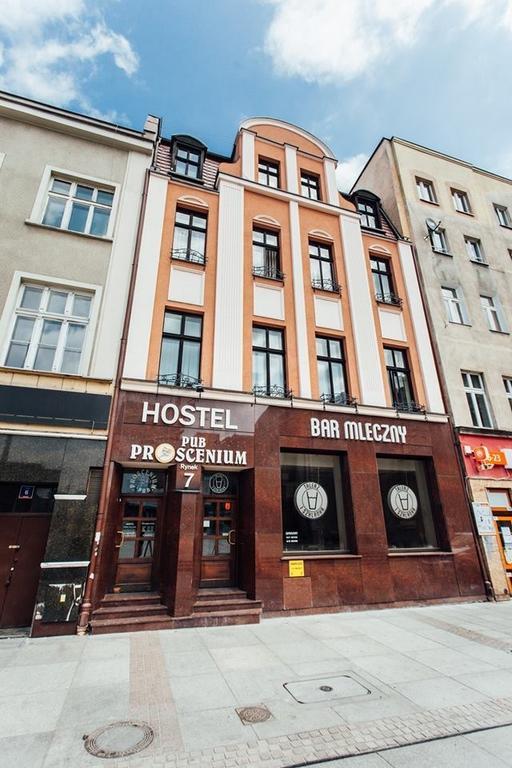 Hostel Kamienica Rynek 7 Катовіце Екстер'єр фото
