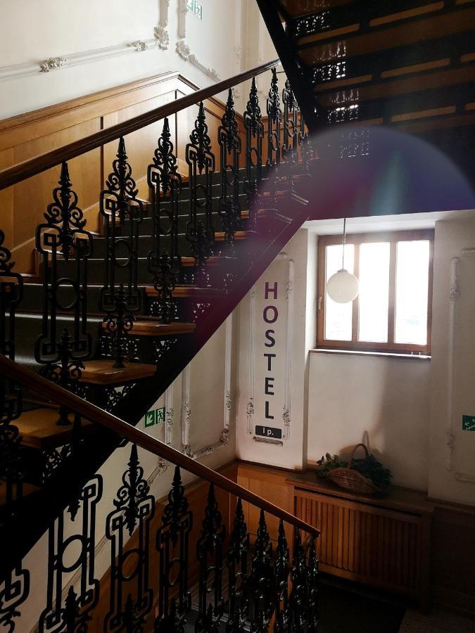 Hostel Kamienica Rynek 7 Катовіце Екстер'єр фото