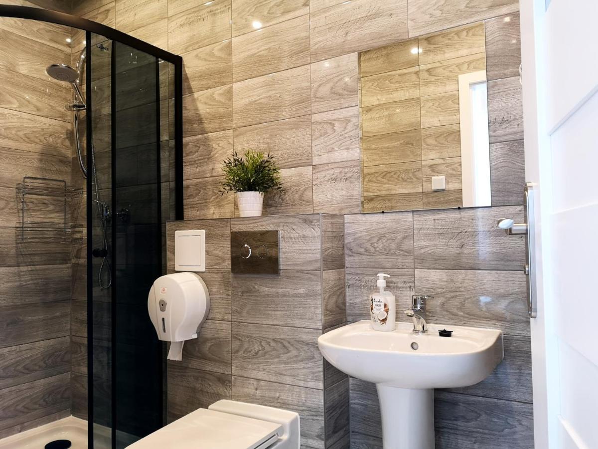 Hostel Kamienica Rynek 7 Катовіце Екстер'єр фото