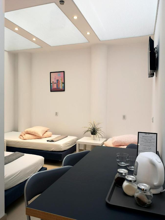 Hostel Kamienica Rynek 7 Катовіце Екстер'єр фото